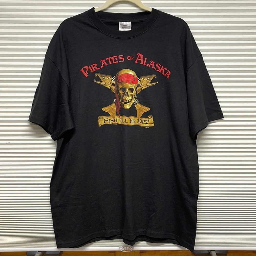 Port and Company NWT Black Pirates of Alaska Fish Till Ye Die T-shirt Size XL
